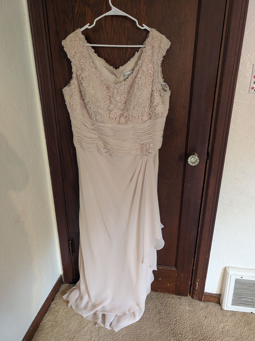 Lace Bodice Sleeveless Maxi Dress in Blush - Classic Evening Wear